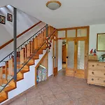 克劳特霍夫梅司隶格尔酒店 农家乐 *