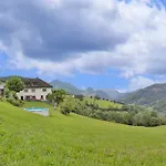 克劳特霍夫梅司隶格尔酒店 农家乐