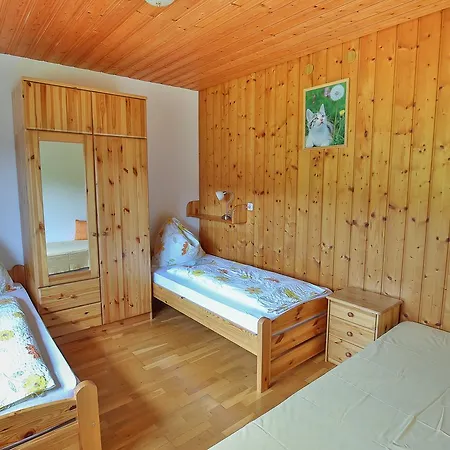 Kraeuterhof Miesrigl Çiftlik konaklama *