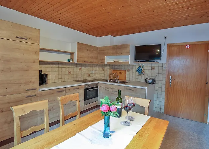 Farm stay Kraeuterhof Miesrigl *